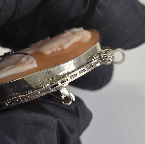 Antique Cameo 14K Gold Diamond Pendant Brooch - Picture 14 of 16